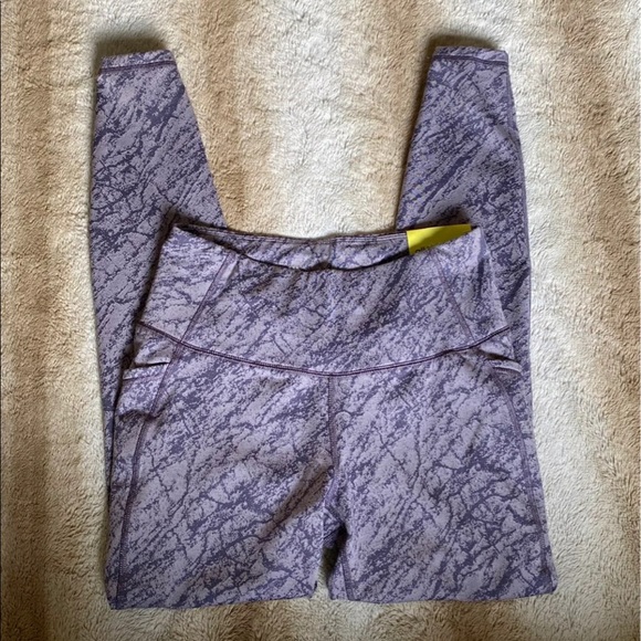 All In Motion High-Rise 7/8 Legging Size XS - Picture 2 of 7